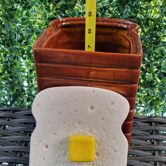 Vintage Stack Of Toast Cookie Jar With A Butter Knob. - Picture 3 of 5